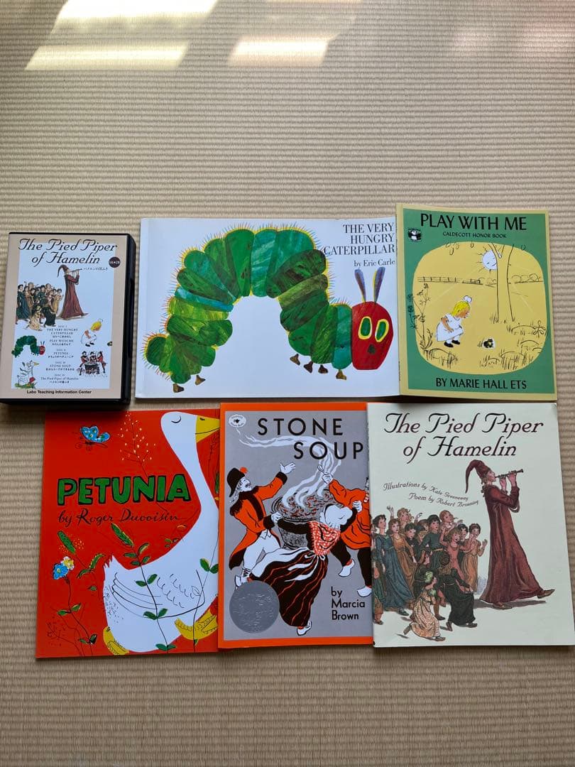 CDで聴く英語絵本 ＊ ラボ教育センター