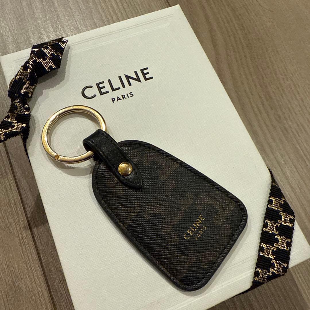 セリーヌ　CELINE キーホルダー　キーリング　トリオンフ(両面柄)