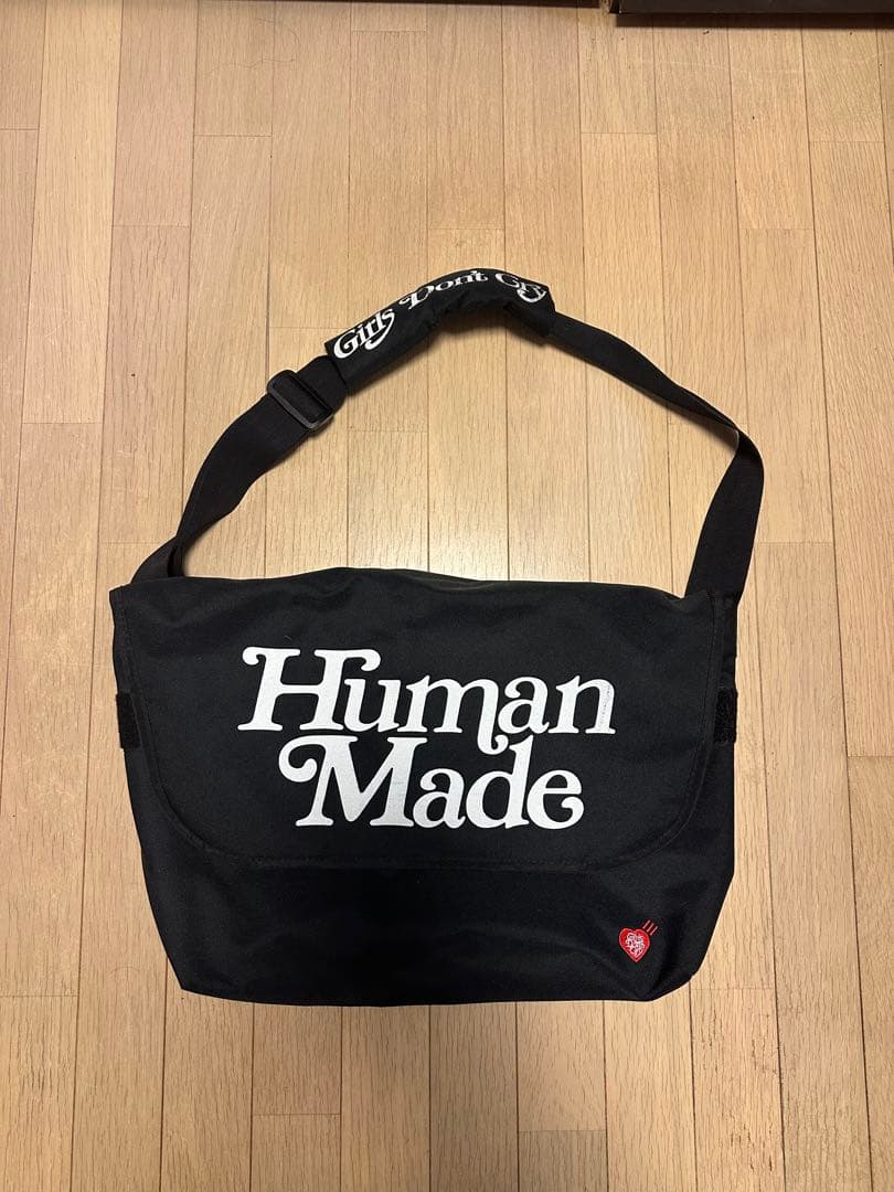 HUMAN MADE ×girls don't cry MessengerBag
