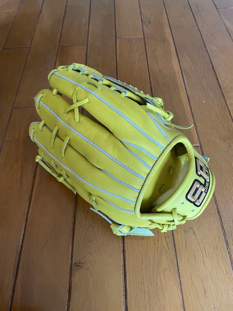 【新品未使用】シュアプレイ 硬式グローブ 外野手用 レモンイエロー【型付け済】