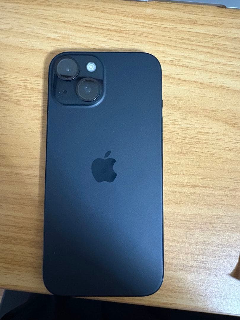 Apple iPhone 15 ブラック 本体 128G