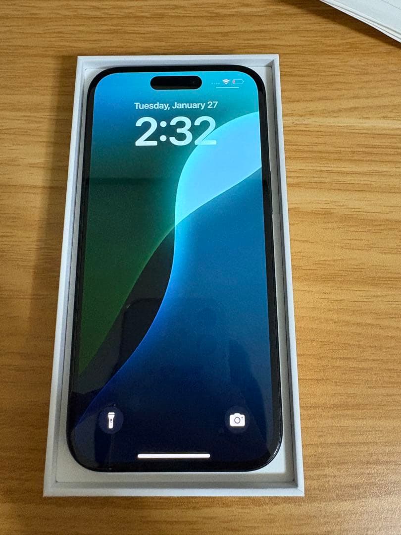 Apple iPhone 15 ブラック 本体 128G