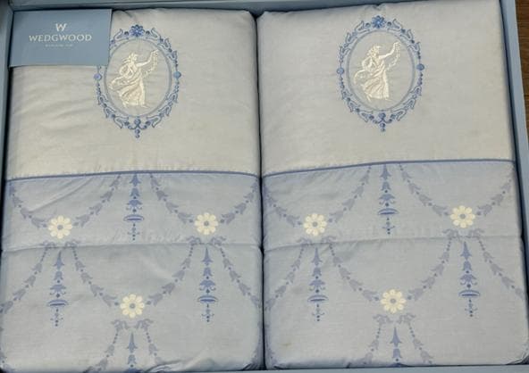 ウェッジウッド 羽毛肌掛け布団 2枚セット