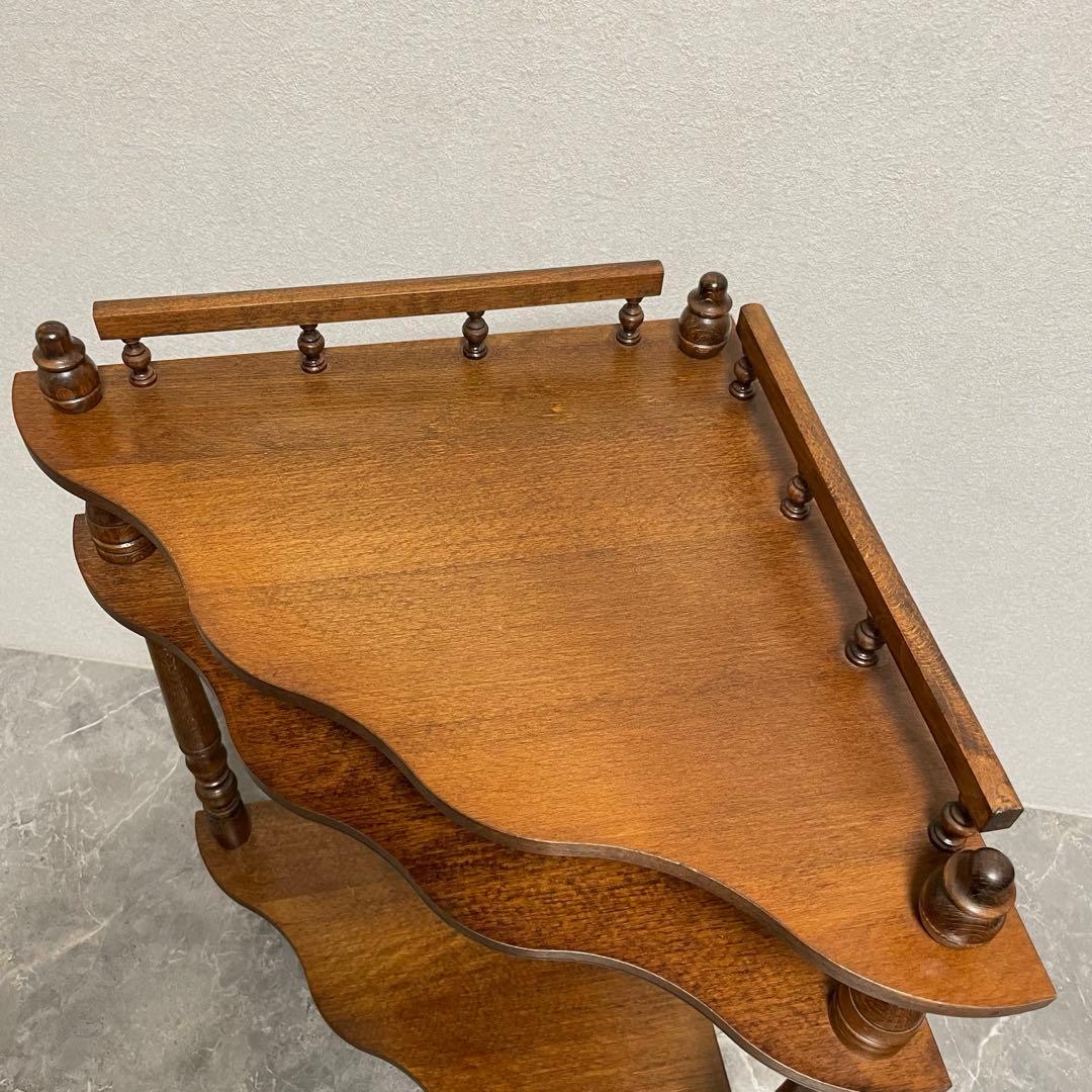 アンティーク　コーナーシェルフ 花台 飾り棚 隙間収納 コーナー収納