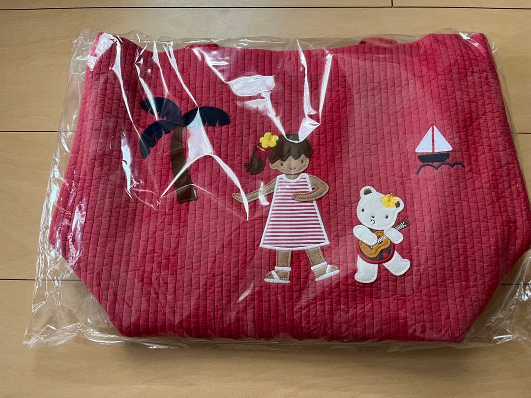 のりのり！ファミリア　ピオヌンナル　バッグ　ハワイ　レッドRD