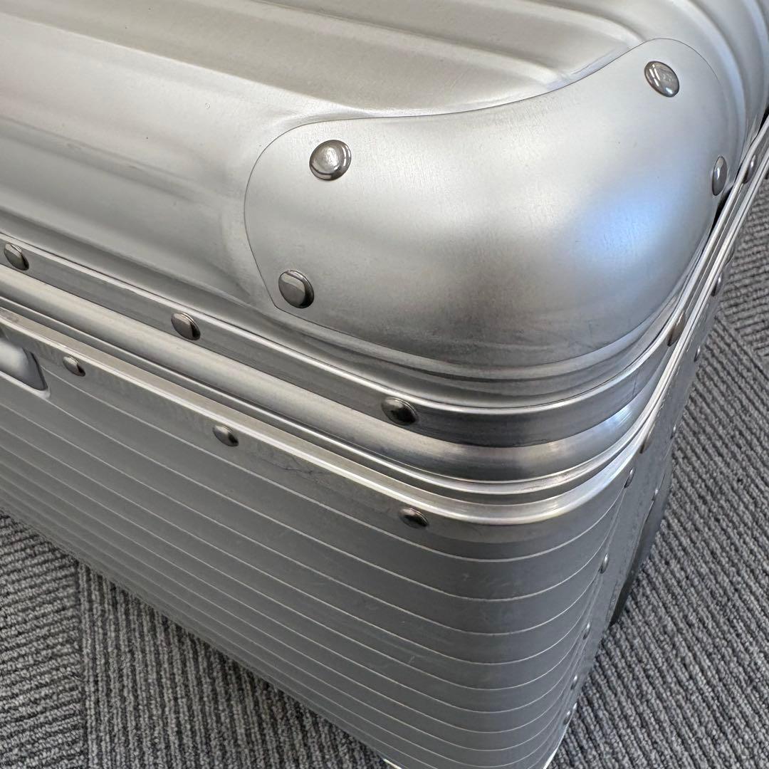 RIMOWA PORSCHE パイロット　キャリーケース　二輪　アルミ　トロリー