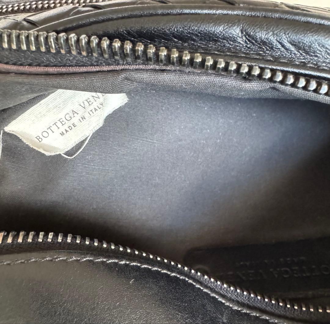 Bottega Veneta/ボッテガヴェネタ/ブラック/レザーボディバッグ