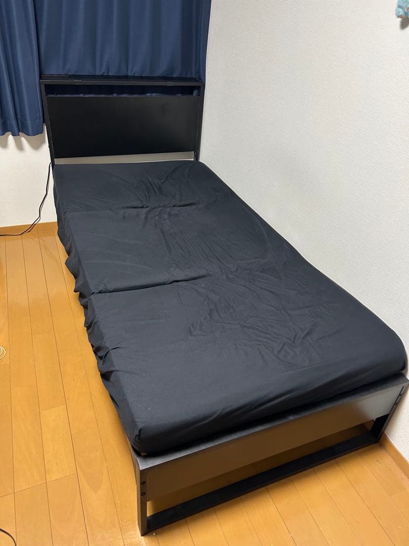 ベッドフレーム　シングル　ブラック　黒