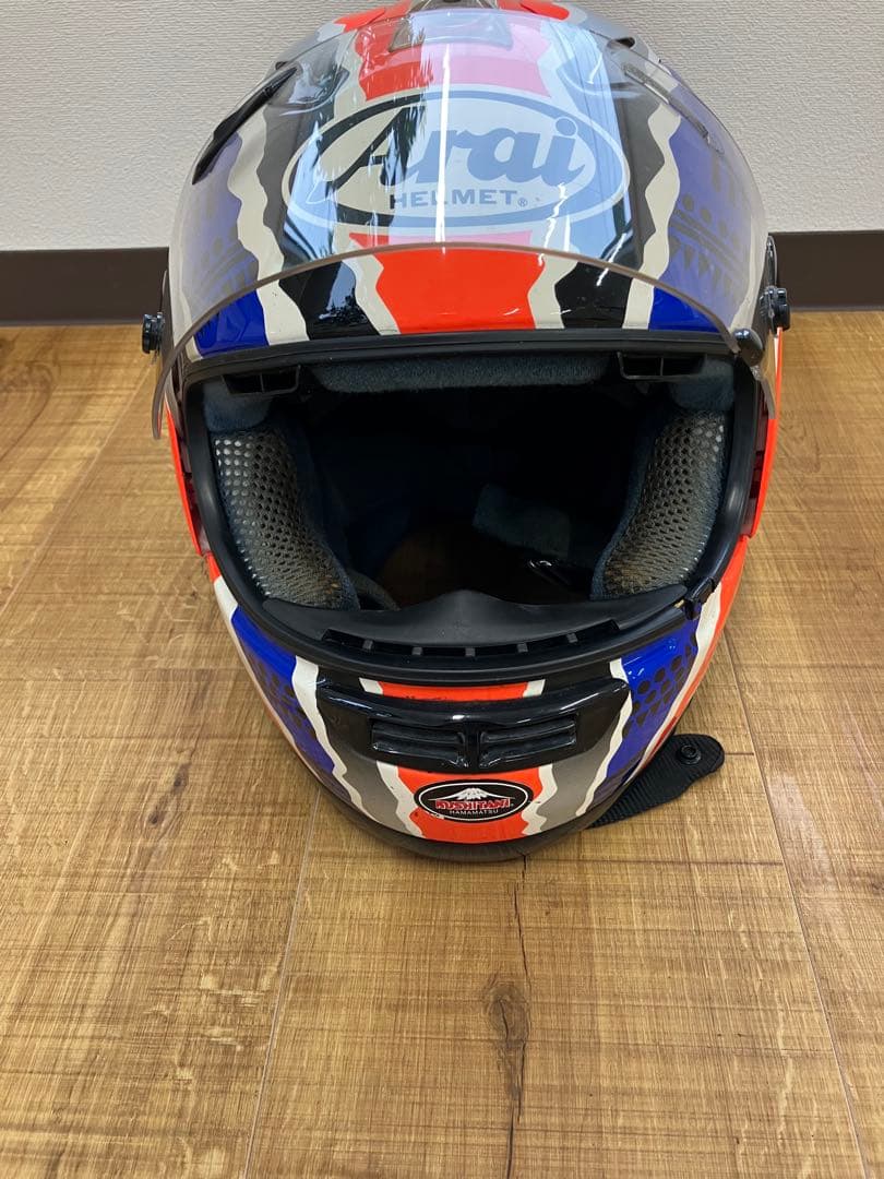Arai フルフェイスヘルメット コアラデザイン　ドゥーハンのヘルメットです。