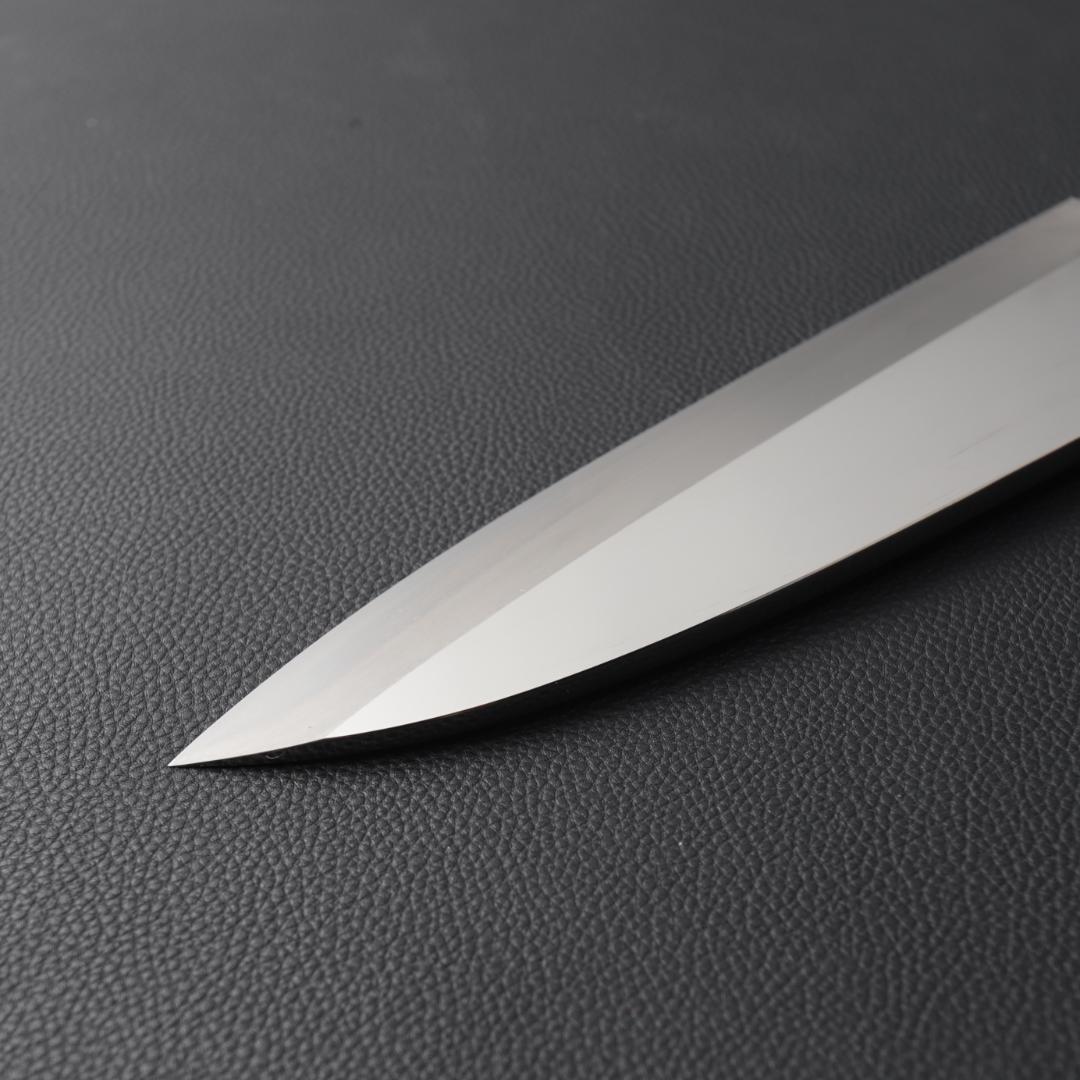 10697出刃包丁 7寸 鏡面仕上げ 刺身包丁 和包丁 黒檀黒水牛角八角柄