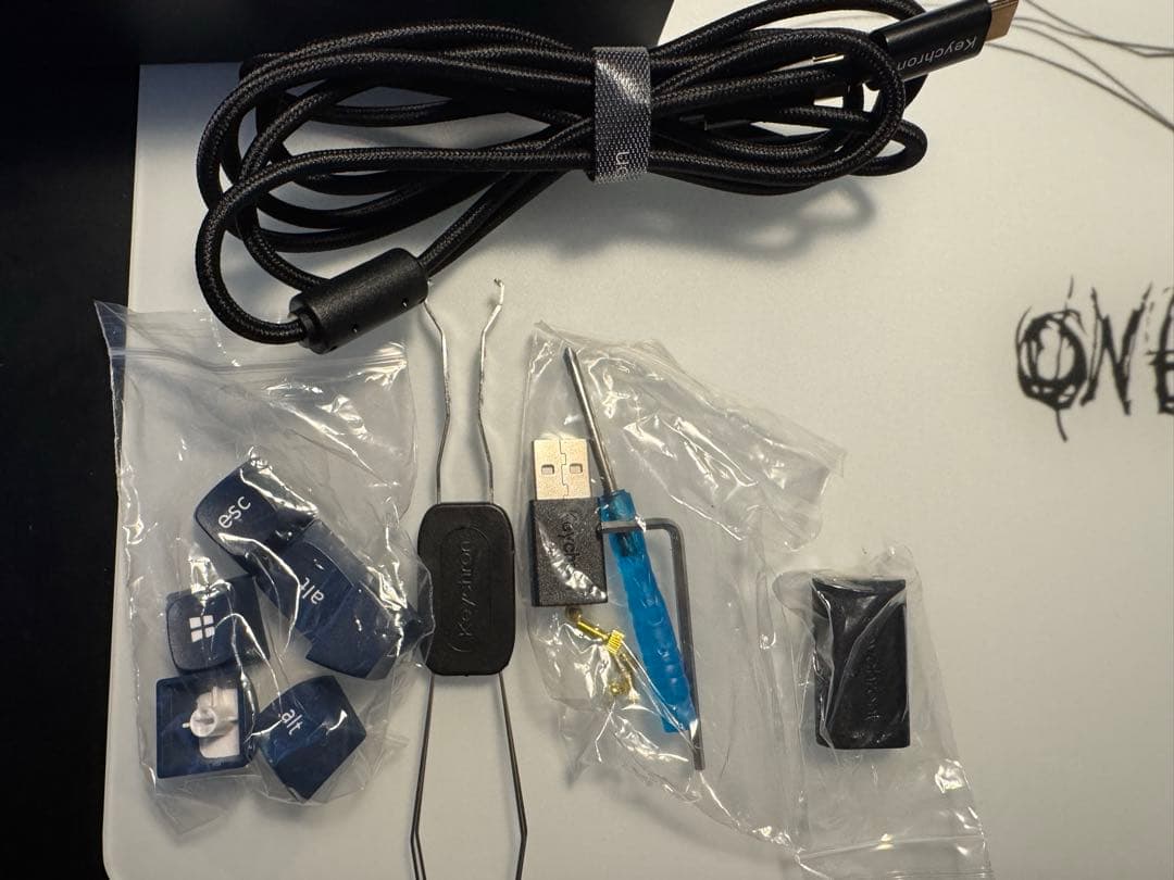 Keychron V1 Max ワイヤレスメカニカルキーボード JIS配列