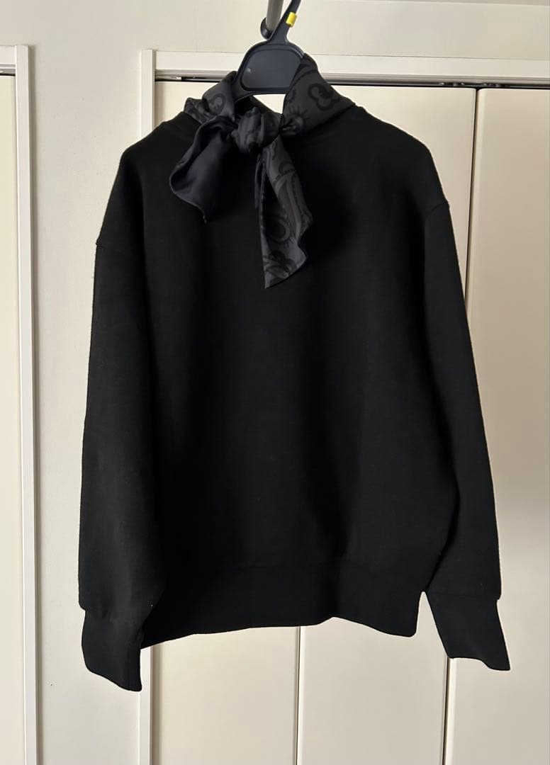 2023AW マーガレットハウエル シルク　スカーフ　ペイズリー