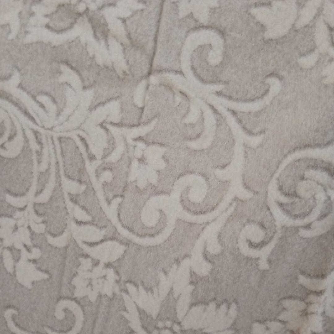 ももまま！ミラ・ショーン！ シルク毛布 140cm x 200cm