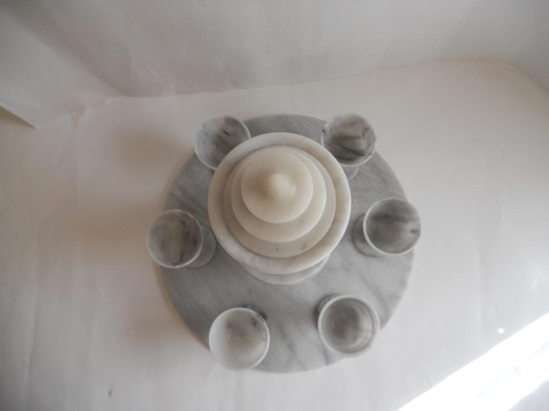 中国 大理石 酒器 揃 希少 貴重 新品 未使用 です。