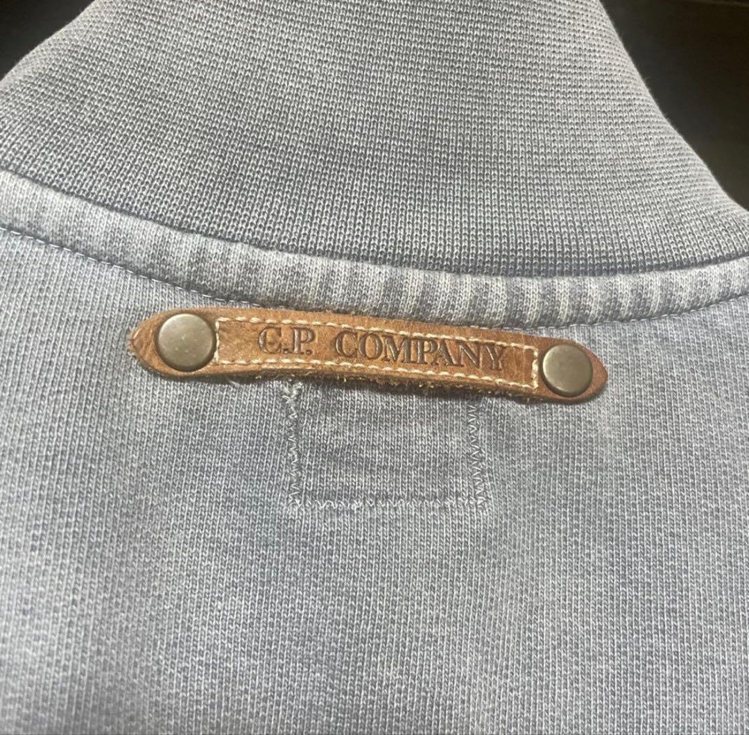 K*読様 CP COMPANY ブルージャンパー