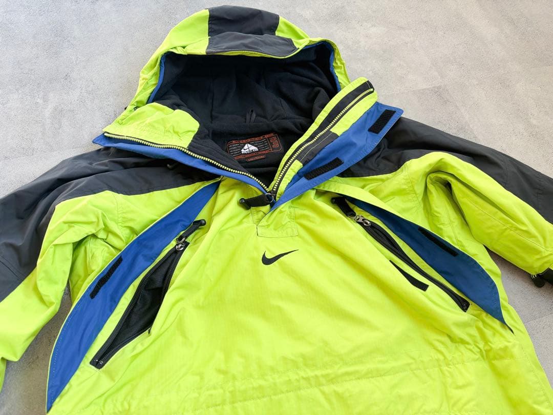 90s Nike ACG ライムグリーン蛍光色アウターＬプルオーバータイプ