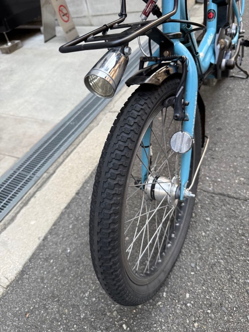 大阪府　LOUIS GARNEAU 電動アシスト自転車 水色