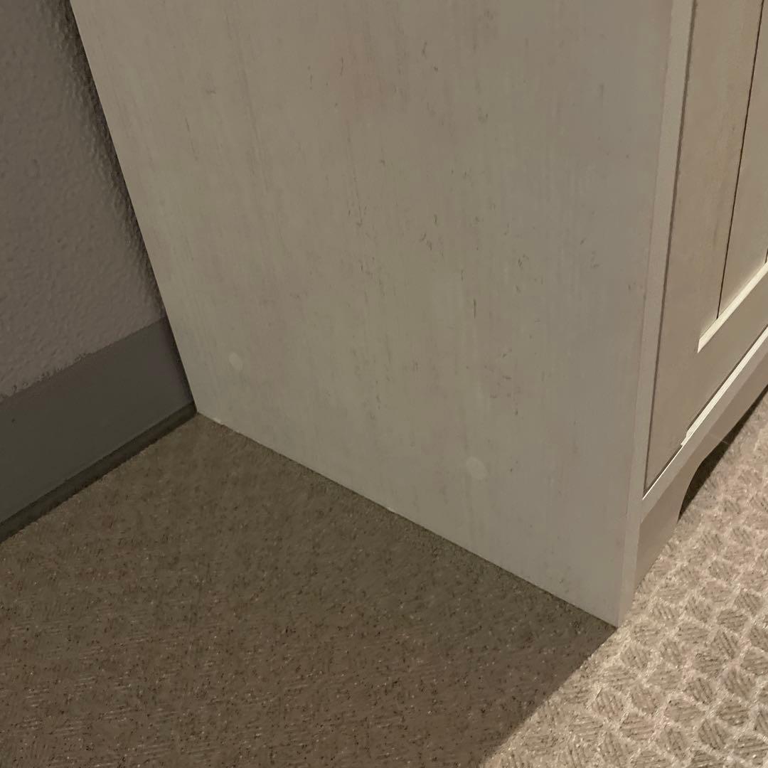 ニトリ　NATURAL SIGNATURE ホワイトキャビネット