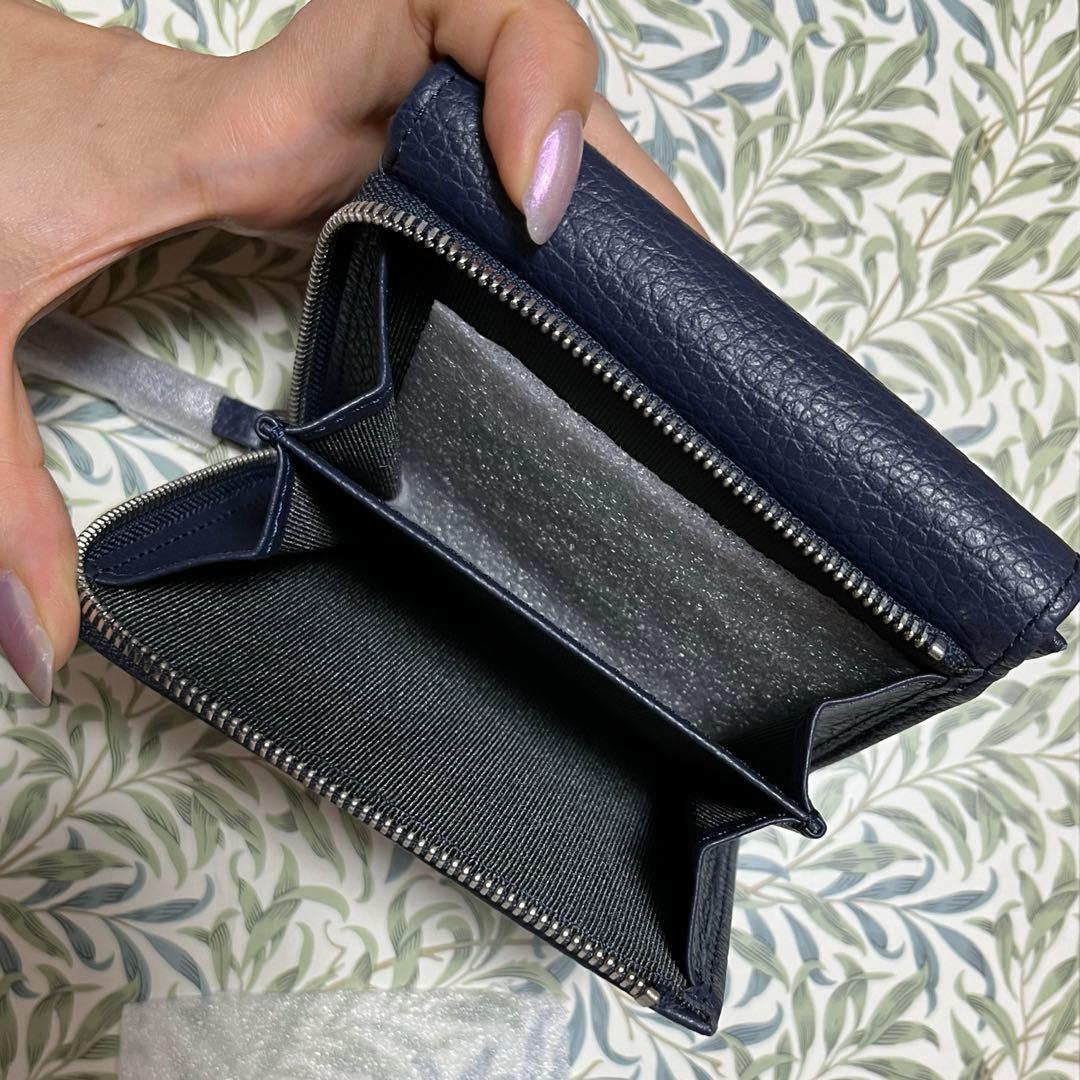 新品　ジャンニキアリーニ　ネイビー レザー 三つ折り財布