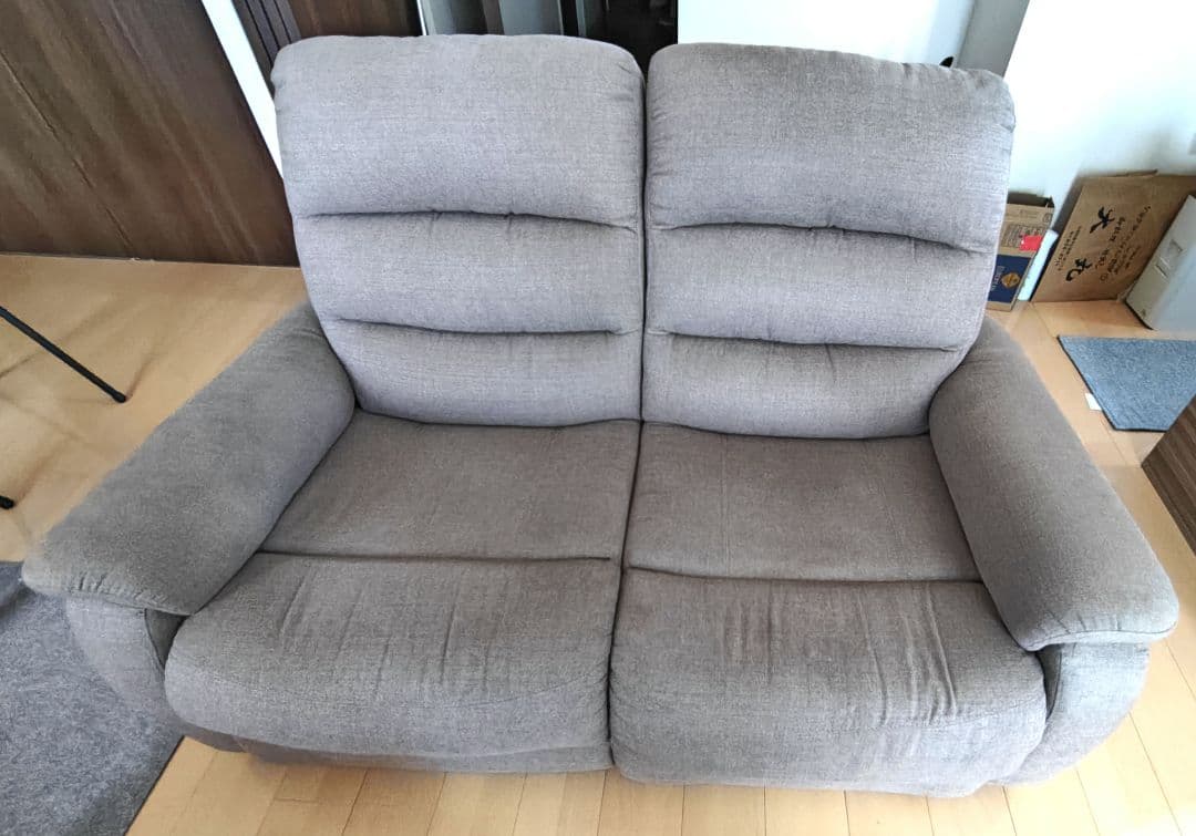 ニトリ 2人用電動布張りリクライニングソファ