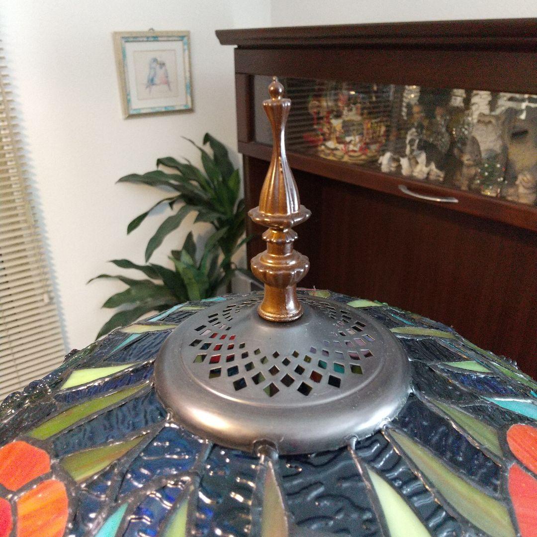 ステンドグラスランプ 花蝶図の模様 (一部樹脂製) フロアスタンド 美品