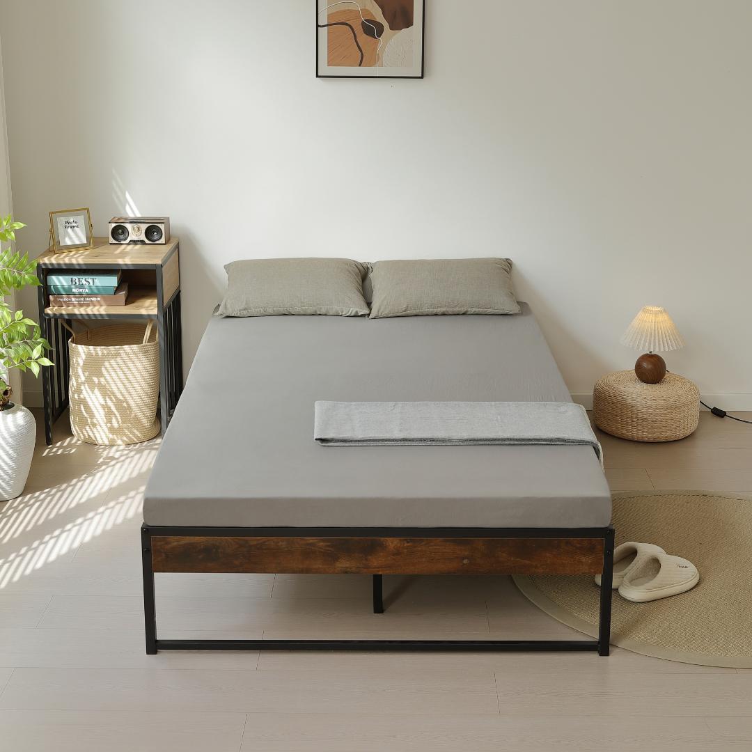 【限定価格】超人気！ベッドフレーム パイプベッド【ダブル D】　BLACK