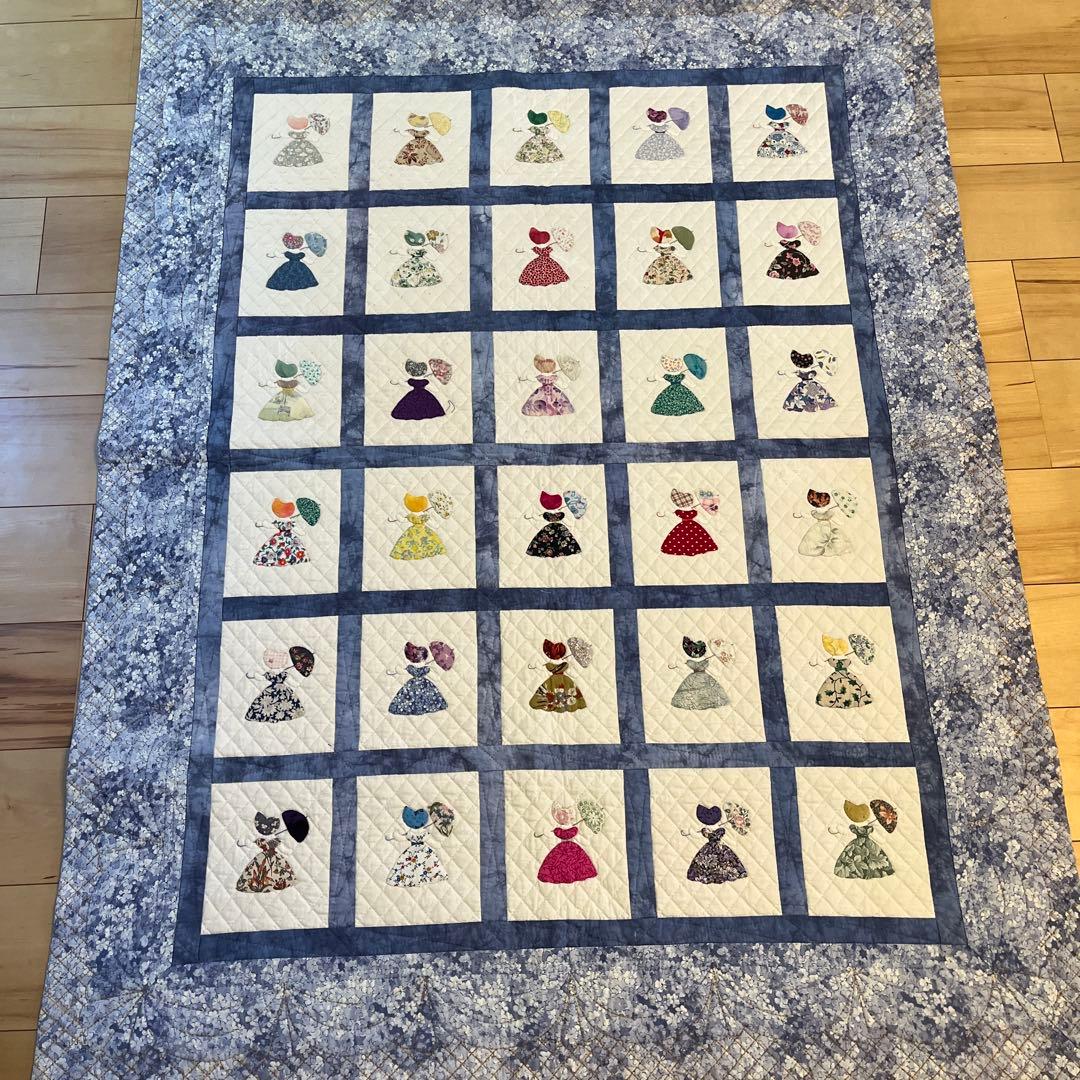 ハンドメイド　パッチワーク作品　タペストリー　プレイマット　新品未使用品