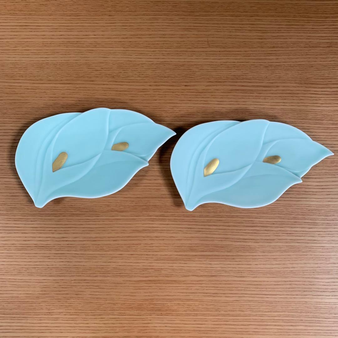 伊万里焼 畑萬陶苑：モイスト 青磁 金彩 花形皿 2枚セット☆