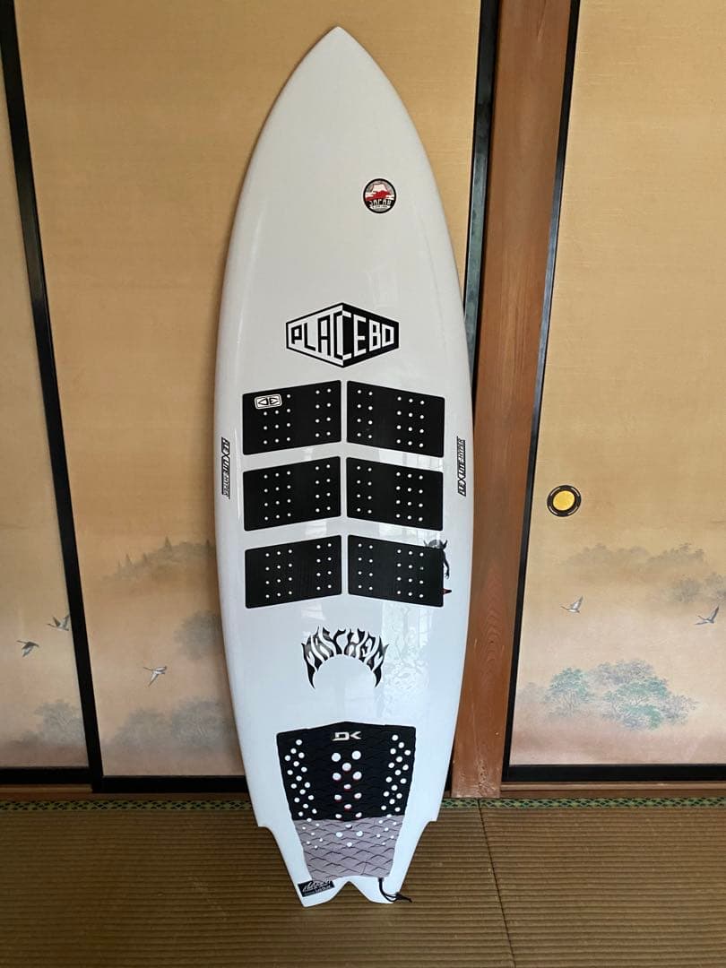 プレセボ　ゴブリン　メイヘム　5.6 サーフボード　 手渡し　着払いで発送