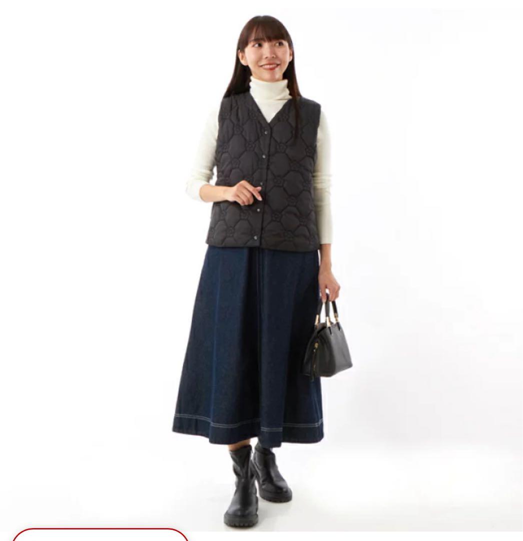 マリークワント　デイジー柄キルティングベスト☆ブラック☆