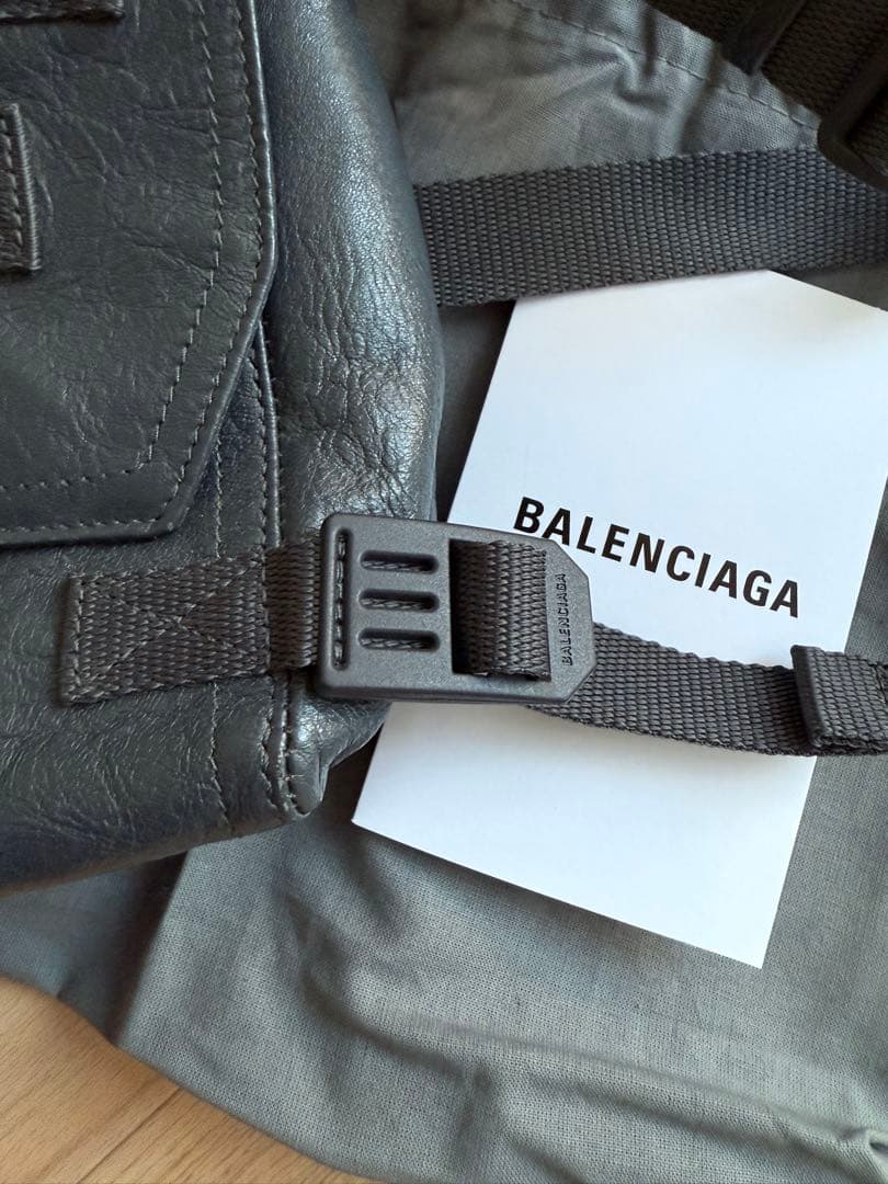 BALENCIAGA Armyメッセンジャーバッグ