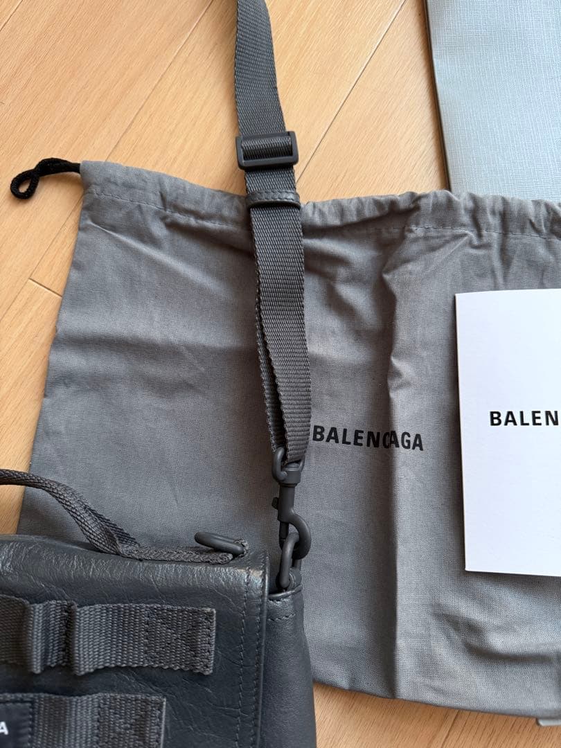 BALENCIAGA Armyメッセンジャーバッグ
