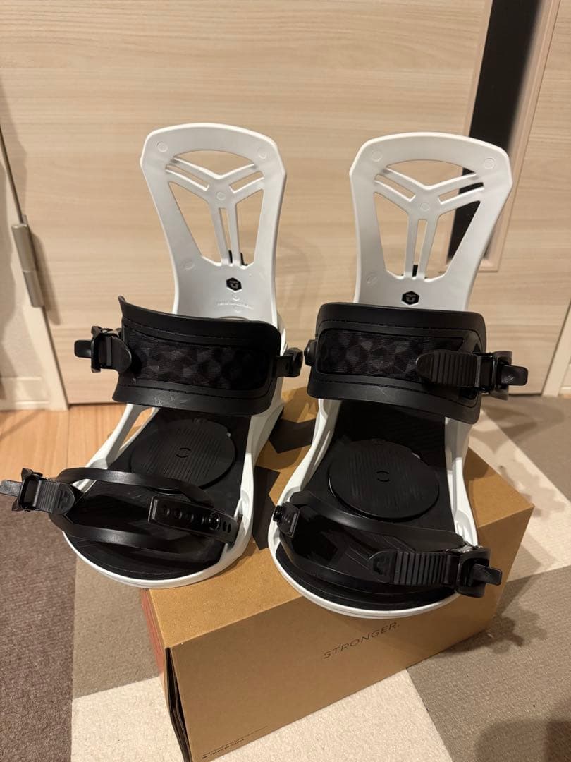 UNION フライトプロ　ホワイト　Mサイズ