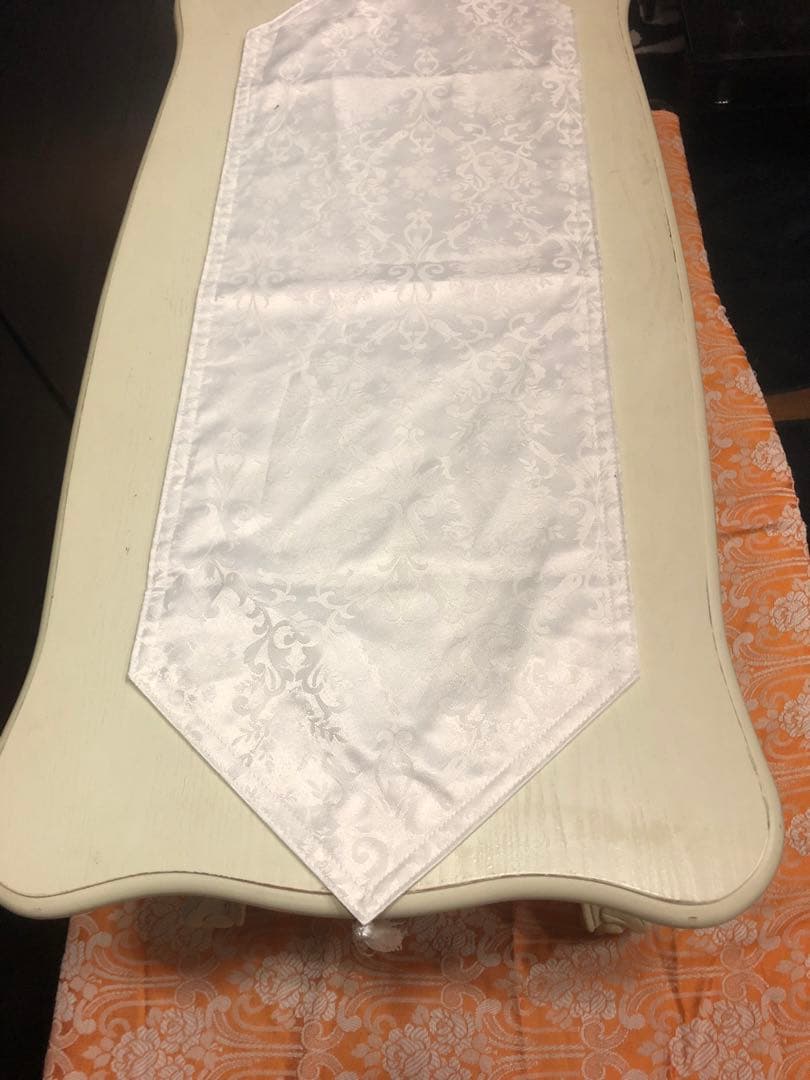 猫脚♦️ロココ♦️ホワイトテーブル♦️彫刻 ヴィンテージテーブル♦️送料込