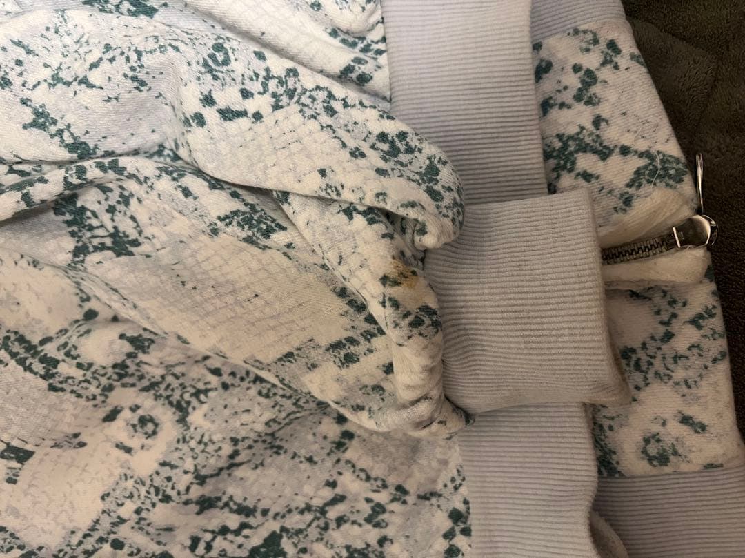 Scuffers ヘビ柄 ジップアップパーカー S