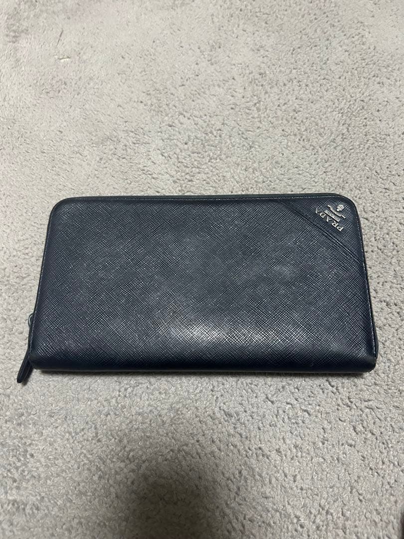 PRADA 正規品長財布