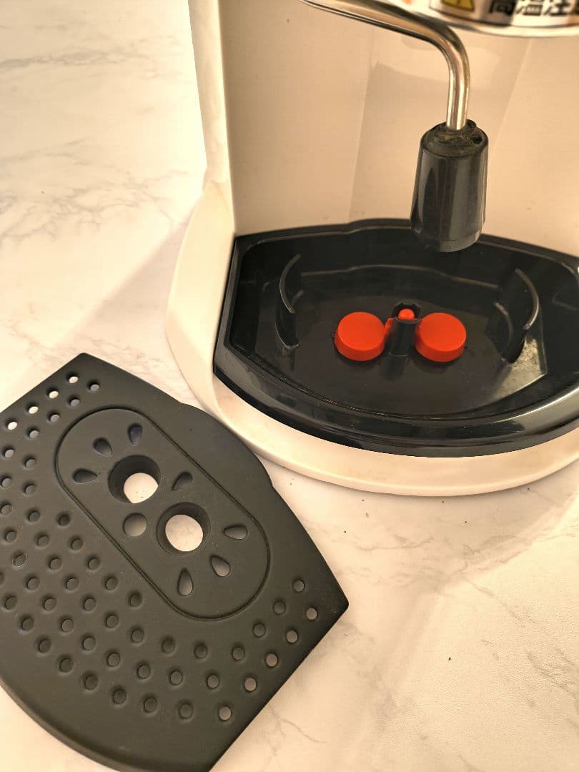 【美品】DeLonghi エスプレッソマシン ホワイト