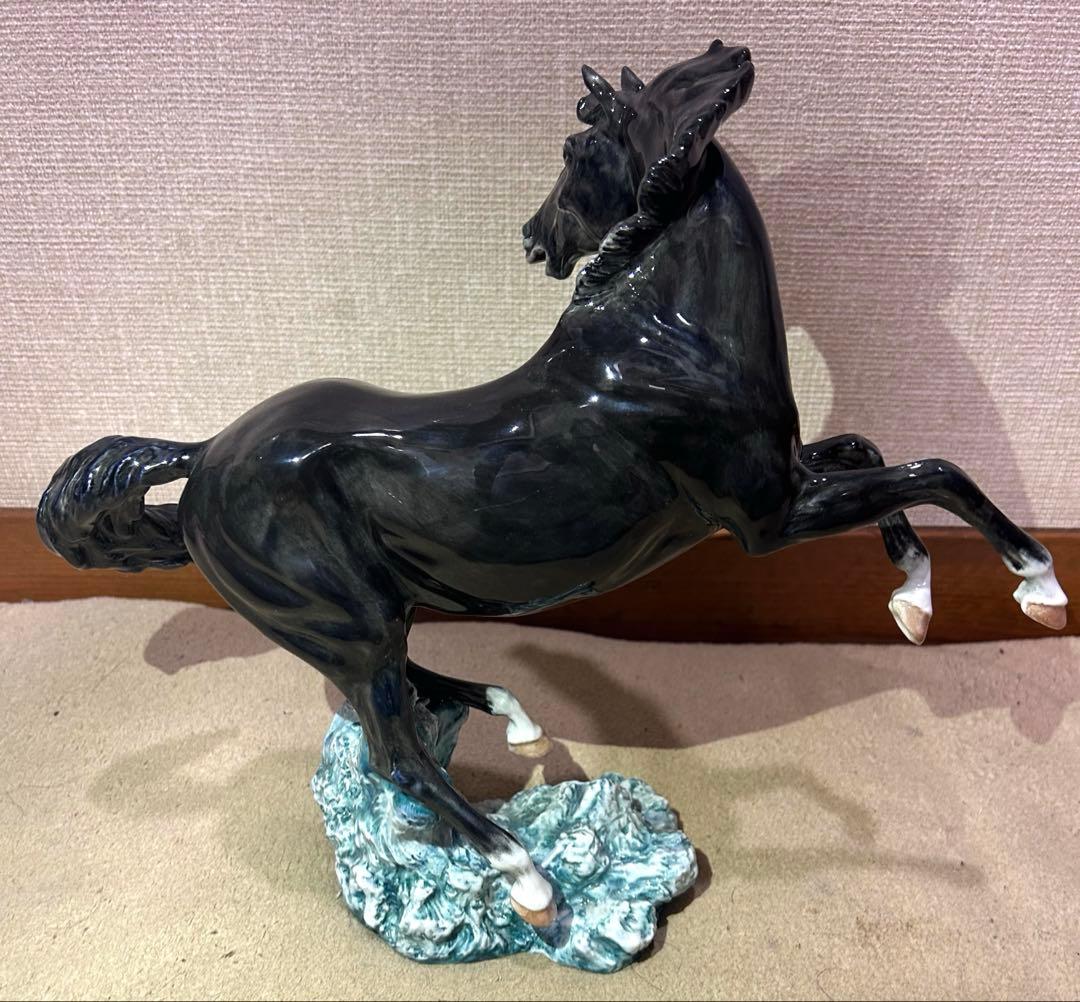 ロイヤルドルトン ホース 馬の置物 プレステージ ナイトフォール 限定品 箱無し