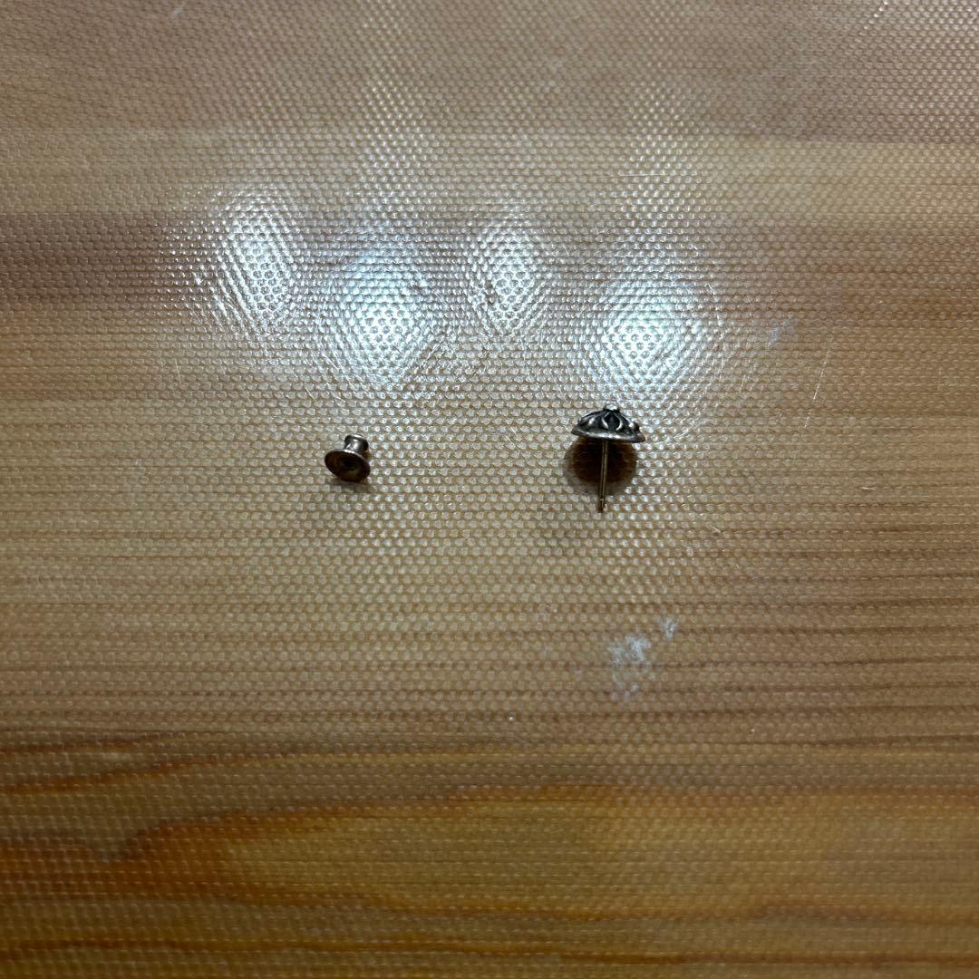 CHROME HEARTS CROSS BALL ピアス