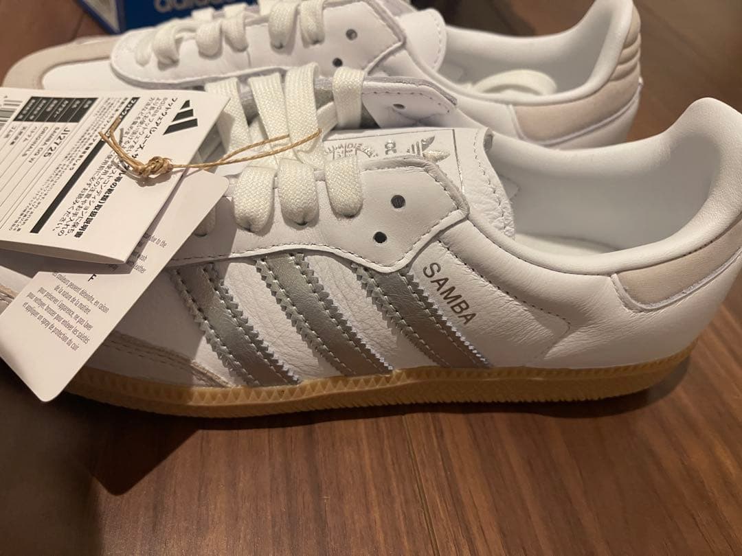 Adidas サンバOG ホワイト シルバー