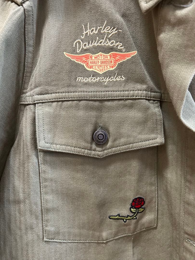 ハーレーダビッドソンの刺繍入りミリタリージャケット