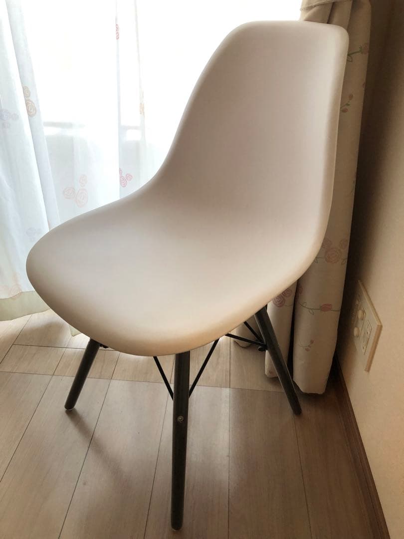 ※引き取り 円形ダイニングテーブル＋イームズ チェア4脚セット★ダイニングセット