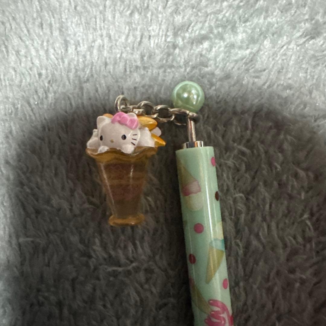 ハローキティ　シャーペン　ボールペン