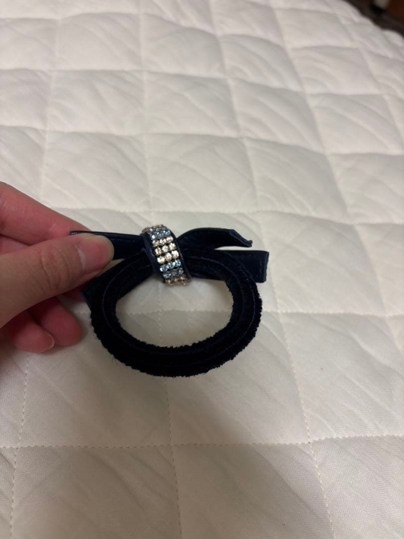 アレクサンドルドゥパリ　スワロフスキー　ヘアゴム