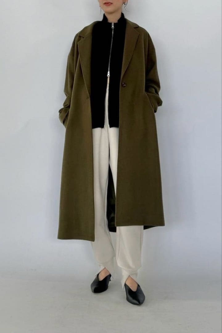 ルルル様　 新品　Aga ロングコート カーキ　9号