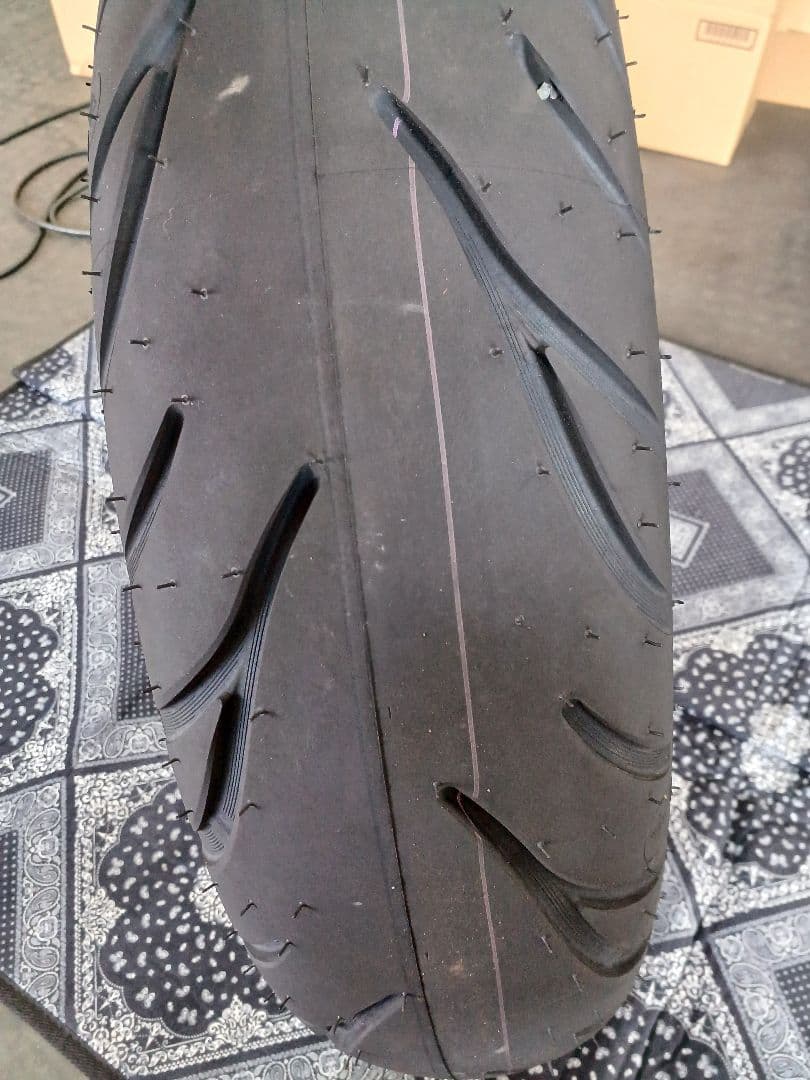 スポーツスターMICHELIN COMMANDERⅢ150/80 B16 タイヤ