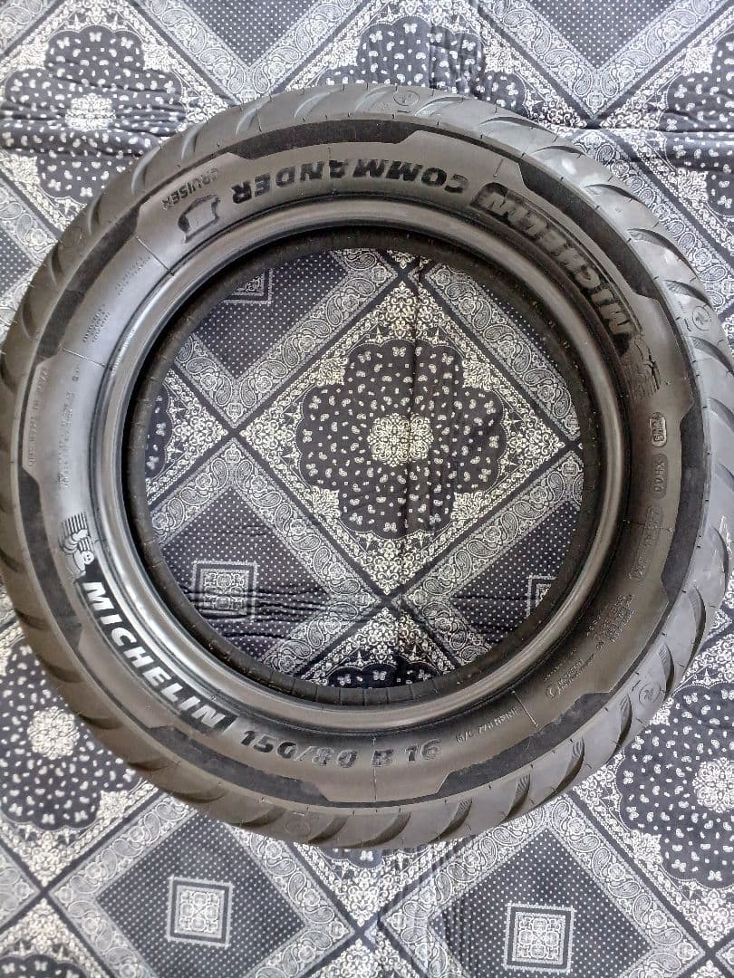 スポーツスターMICHELIN COMMANDERⅢ150/80 B16 タイヤ