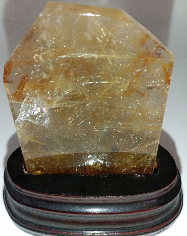 レア ゴールド タイチン ルチル 原石 クラスター 台座付き 高さ7.1cm