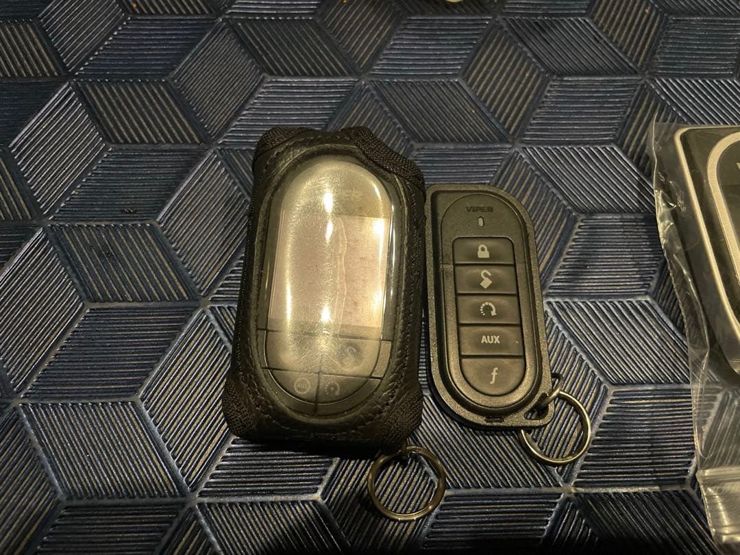 Viper5906v セキュリティリモコン