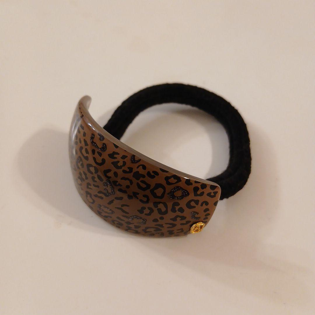 アレクサンドルドゥパリのヘアゴム